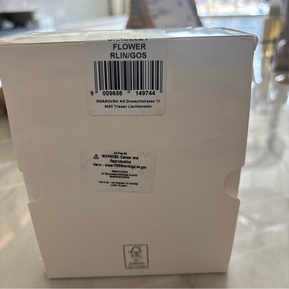 Swarovski Flower Bracelet Pink Crystal Adjustable Rose Gold Tone NIB - Picture 2 of 5